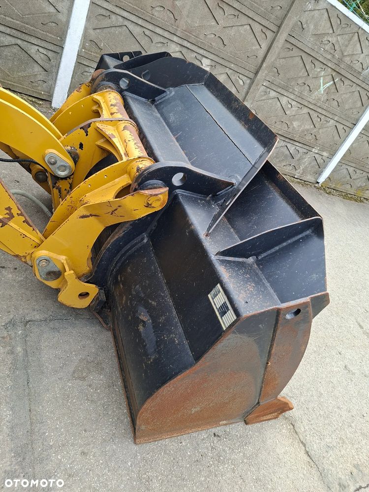 Caterpillar CAT 918 M - 26