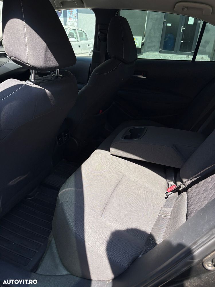 Toyota Corolla 1.6 Dynamic - 6