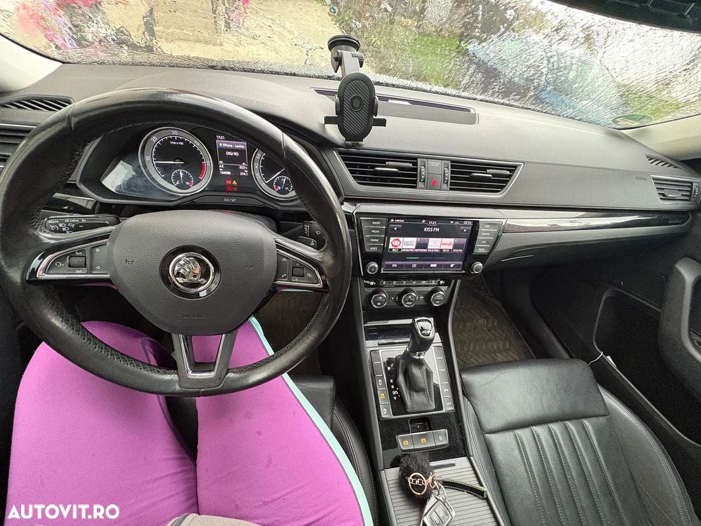 Skoda Superb 2.0 TDI 4X4 DSG L&K - 13