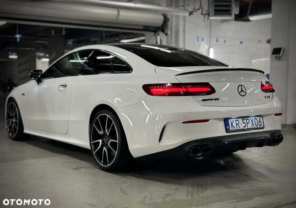 Mercedes-Benz Klasa E AMG 53 4-Matic+ 9G-TRONIC - 3
