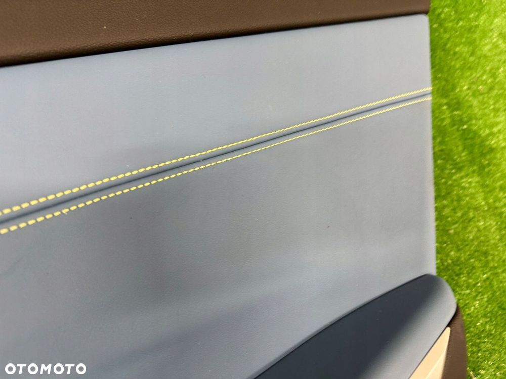 BMW M3 G80 ŚRODEK TAPICERKA FOTELE TUNEL KANAPA BOCZKI - 14