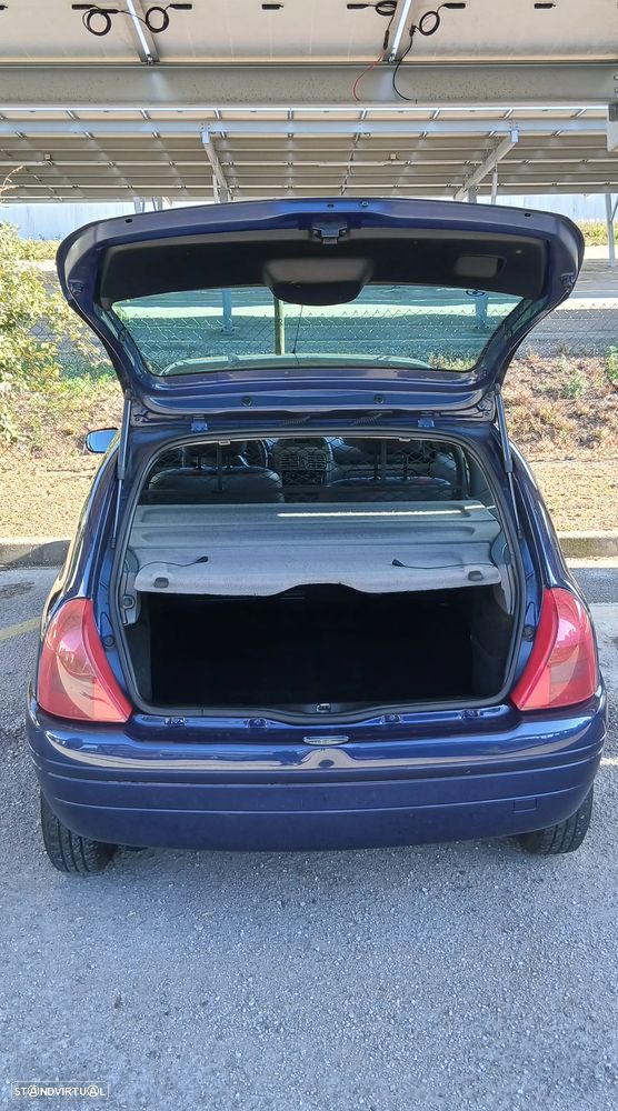 Renault Clio 1.9 D RXE - 6
