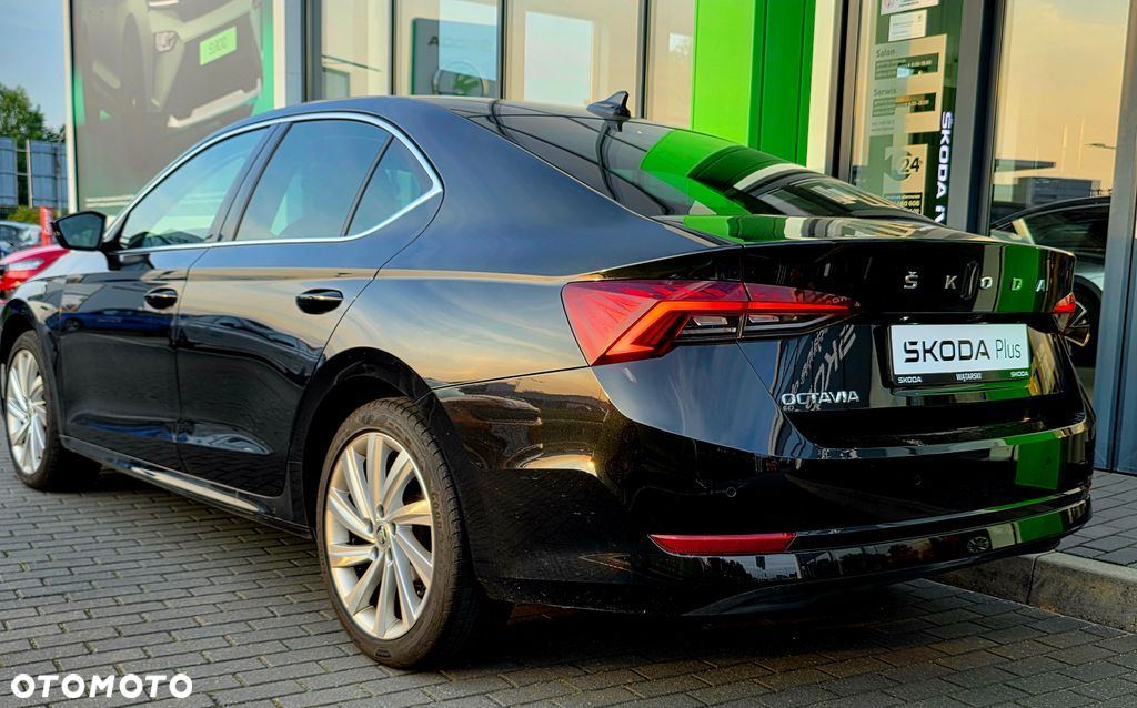 Skoda Octavia 2.0 TDI Style DSG - 8