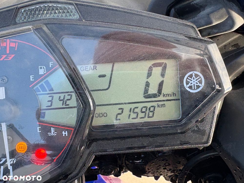 Yamaha R3 - 2