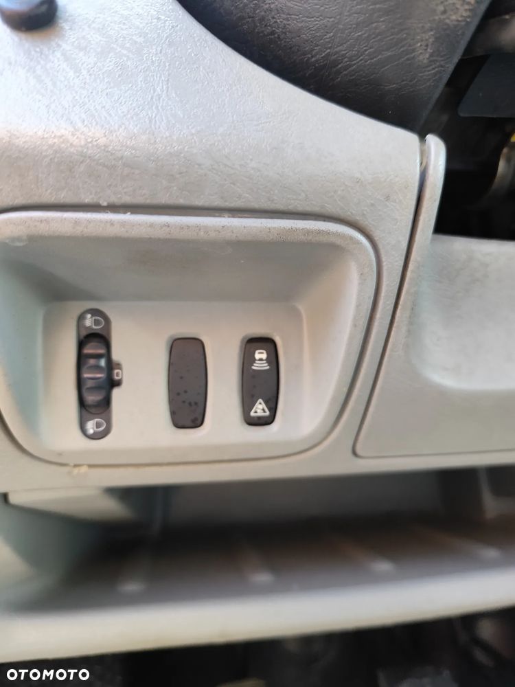 Renault trafic - 24