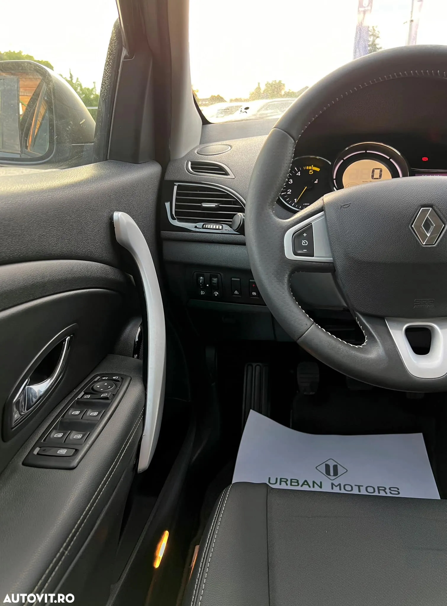Renault Megane ENERGY dCi 130 BOSE EDITION - 22