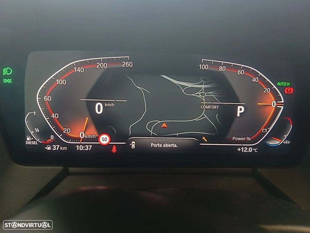 BMW 116 d Pack Desportivo M Auto - 31