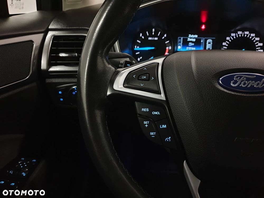 Ford Mondeo - 10