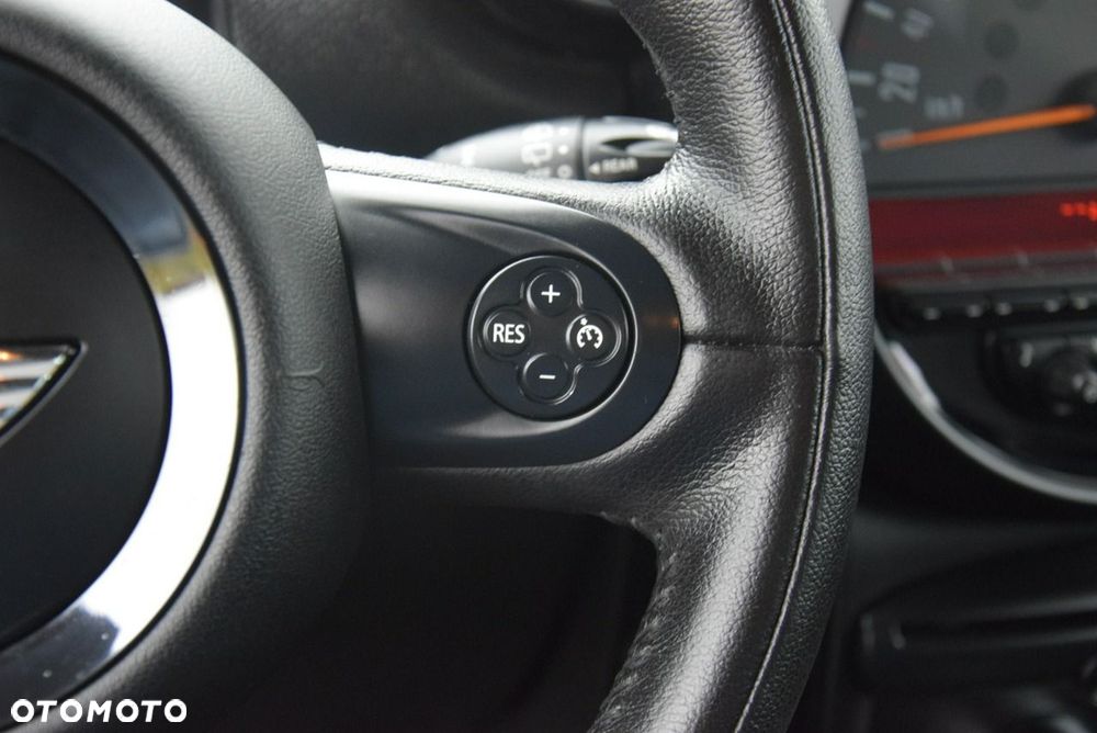 MINI Countryman One D - 32