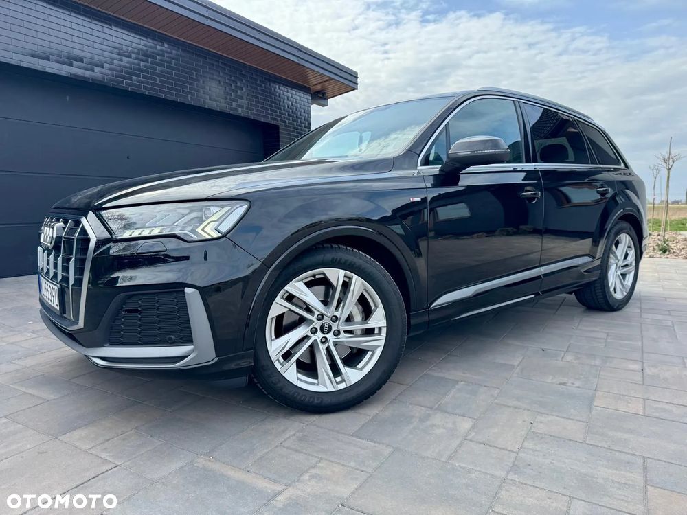 Audi Q7 - 1