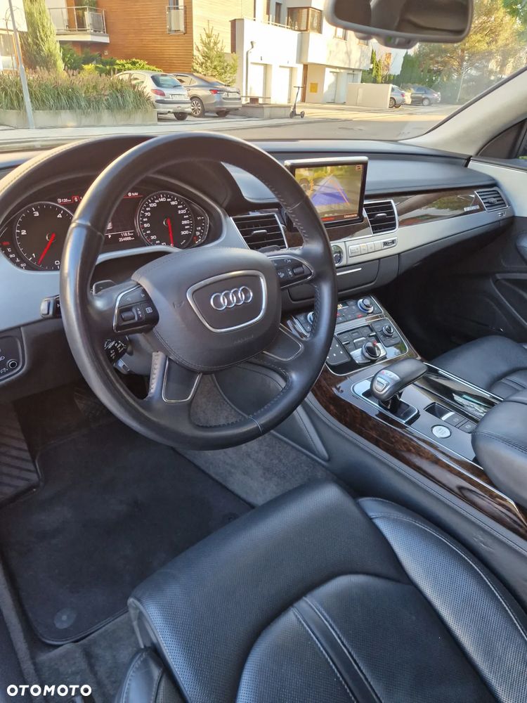 Audi A8 4.2 TDI Quattro - 9