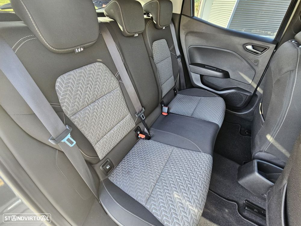 Renault Clio 1.0 TCe Evolution - 23