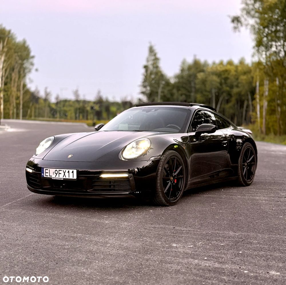 Porsche 911 Carrera 4S - 17
