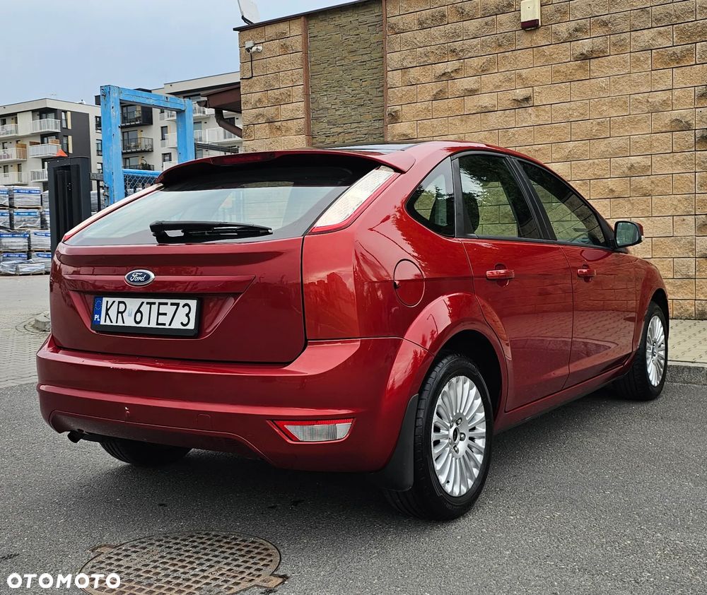 Ford Focus 1.6 Ti-VCT Titanium - 5