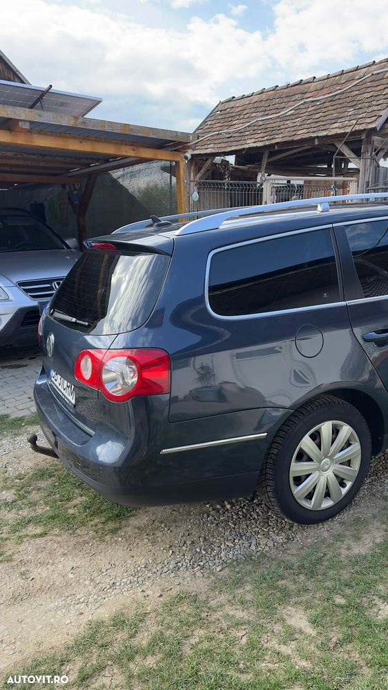 Volkswagen Passat 2.0 TDI 4Motion Highline - 9