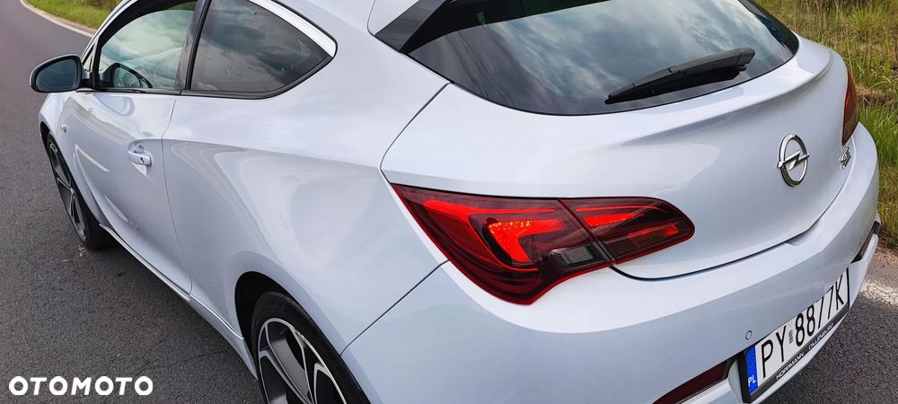 Opel Astra 1.6 Turbo Edition - 22