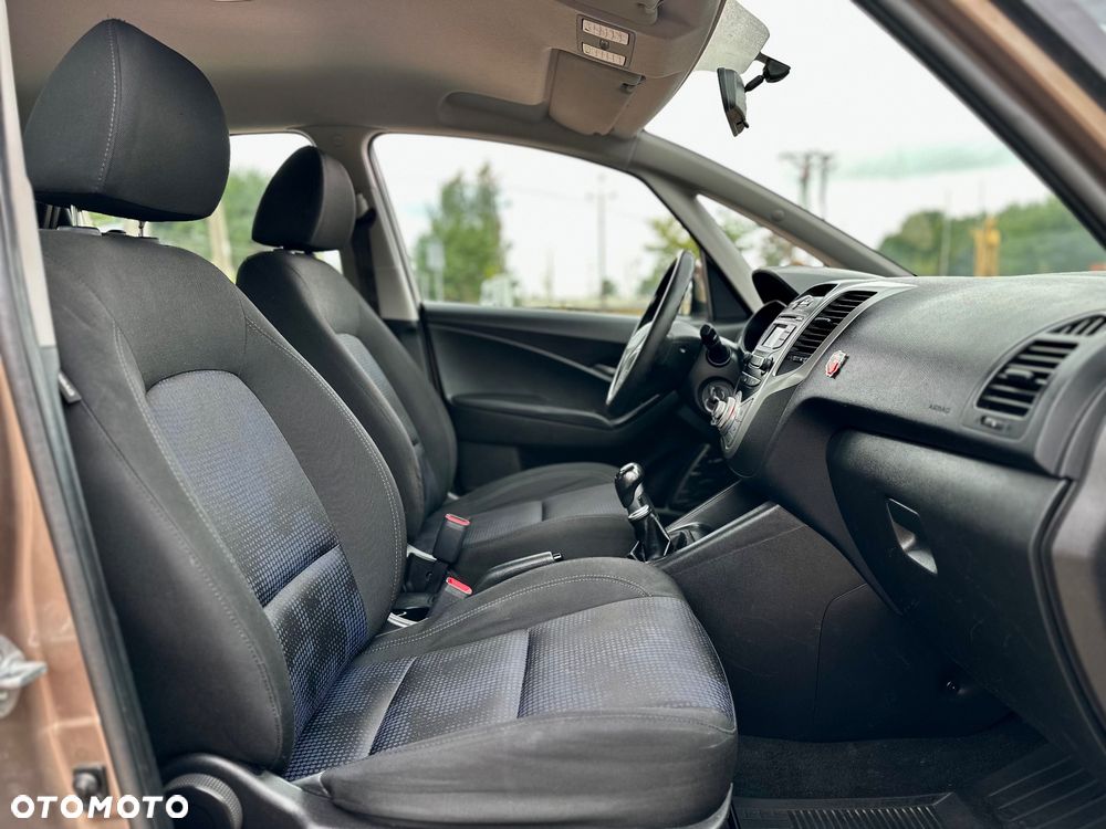 Hyundai ix20 1.4 Premium - 6
