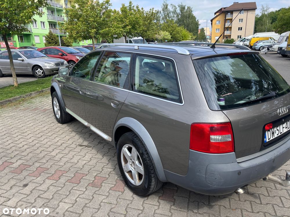 Audi A6 Allroad 2.5 TDI Quattro - 11