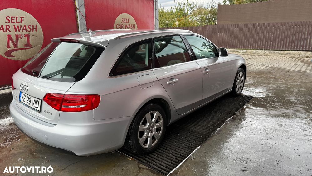 Audi A4 2.0 TDI Multitronic - 6