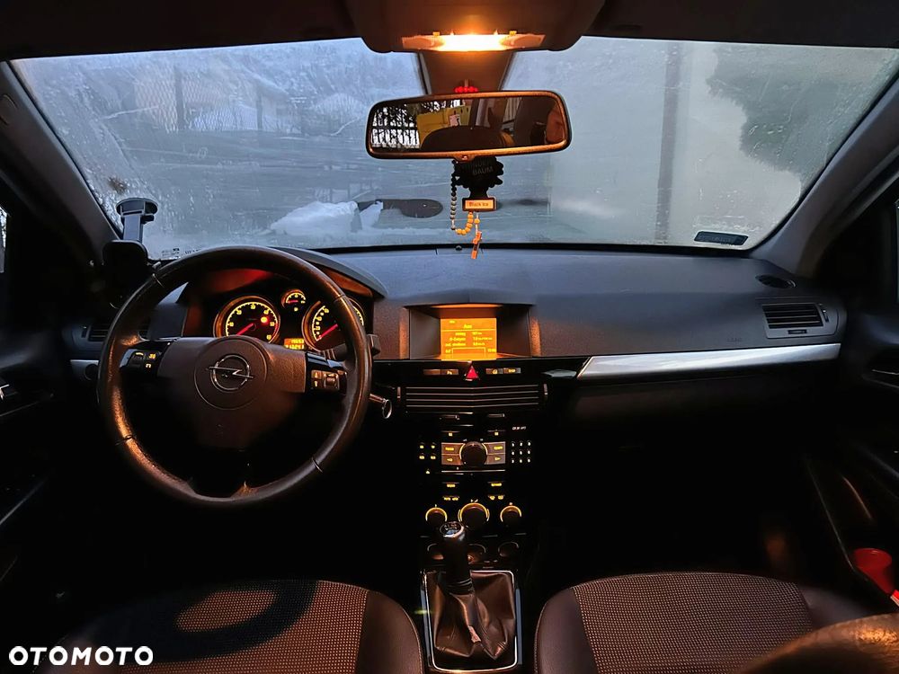 Opel Astra 1.9 CDTI Elegance - 9