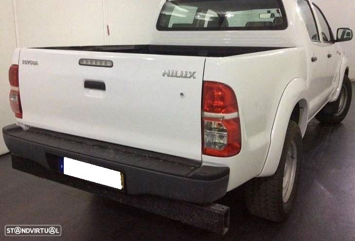 Toyota Hilux 2.5 D-4D 4WD CD - 2