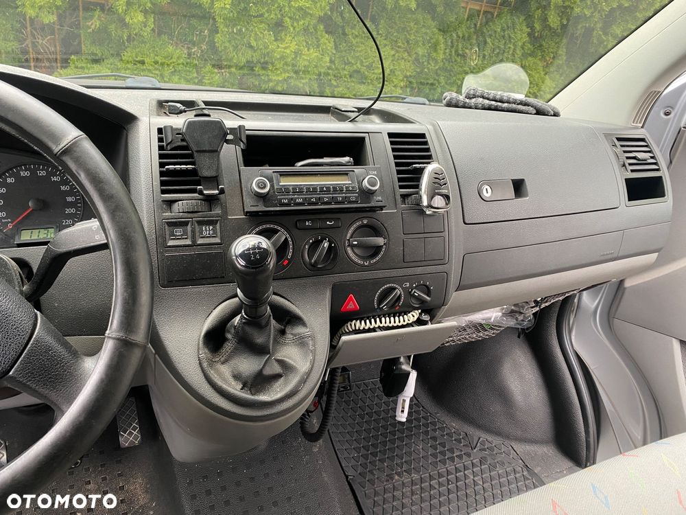 Volkswagen Transporter T5 TDI L1H1 - 8