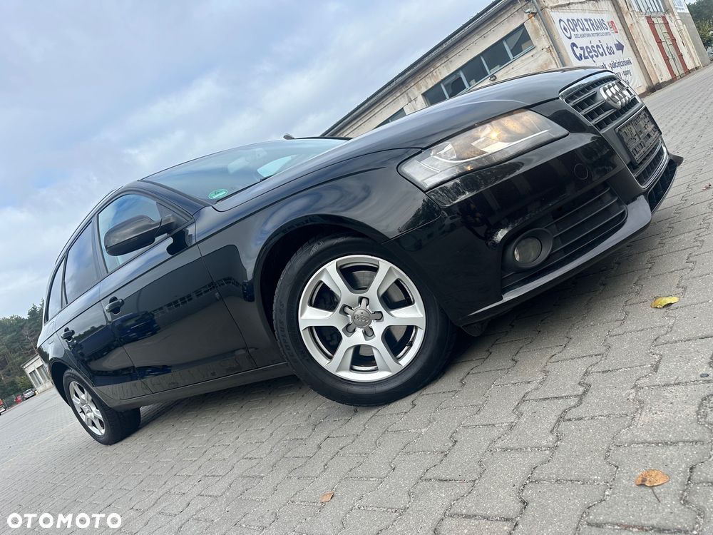 Audi A4 - 1