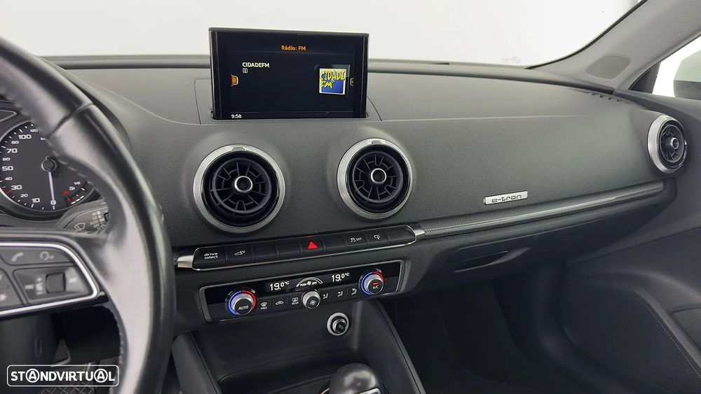 Audi A3 Sportback e-tron 1.4 TFSI Sport S tronic - 36