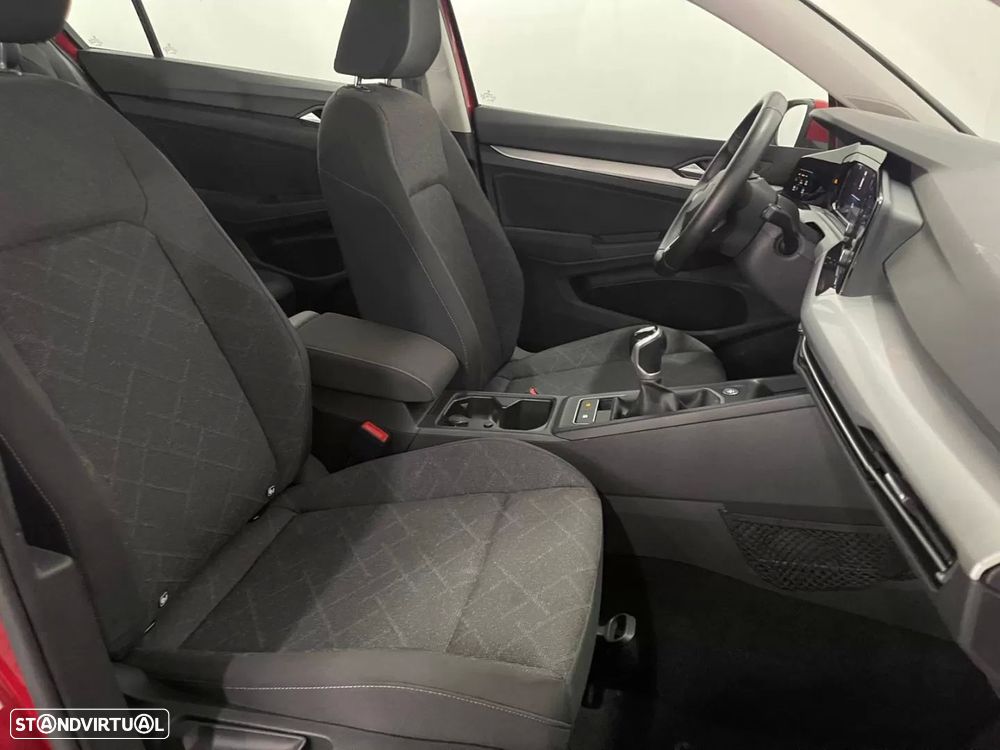 VW Golf 1.0 TSI - 6