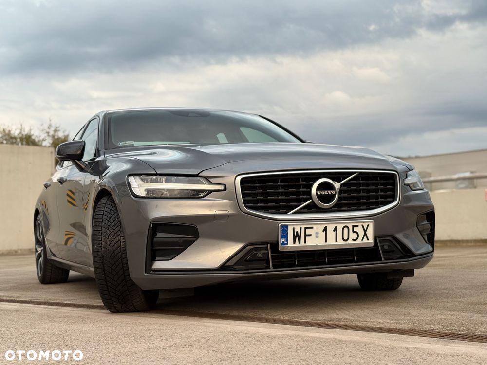 Volvo S60 T4 R-Design - 4