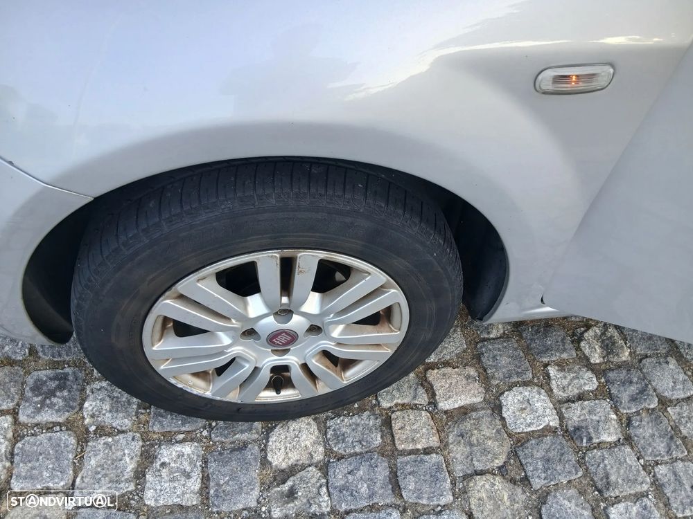 Fiat Grande Punto ver-1-2-free-start-stop - 15