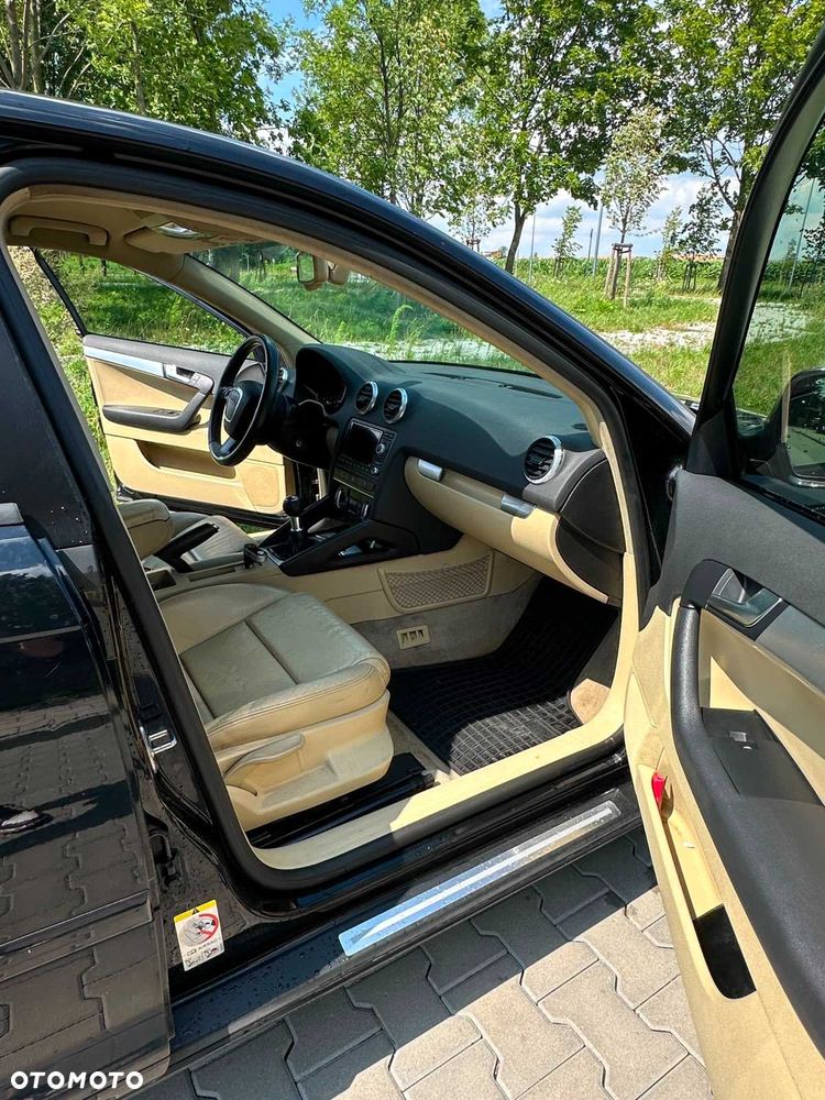 Audi A3 Sportback - 4