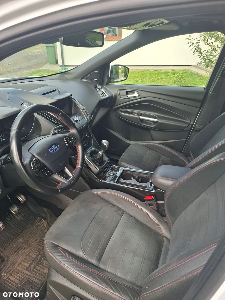 Ford Kuga - 21