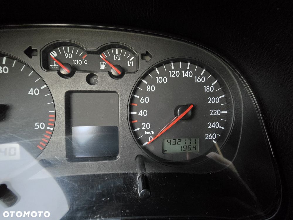 Volkswagen Golf - 3
