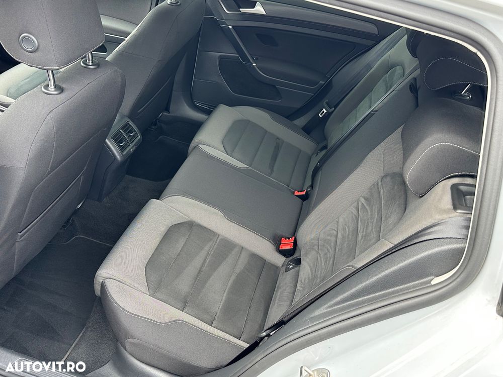 Volkswagen Golf 1.6 TDI DSG Highline - 15