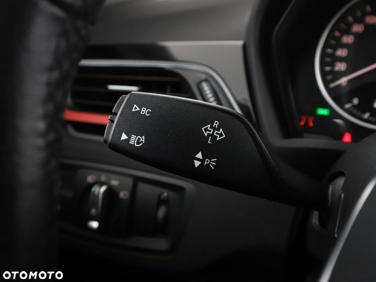 BMW X1 sDrive18d Sport Line - 33