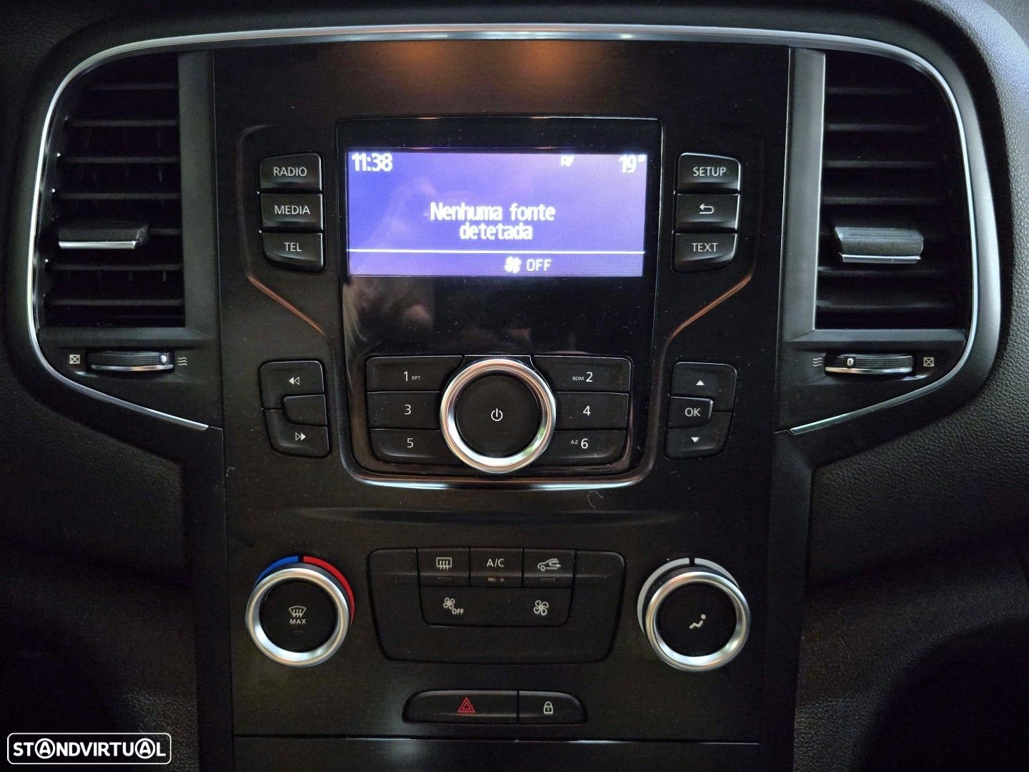 Renault Mégane 1.5 Blue dCi Zen - 24