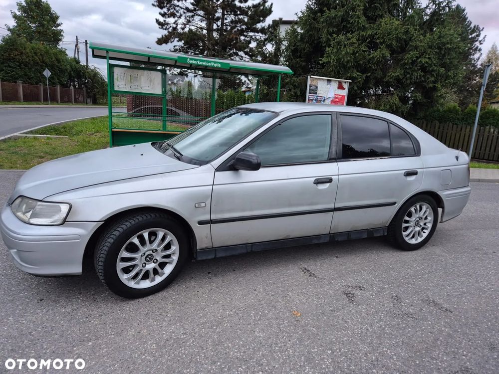 Honda Accord 1.8i S - 1