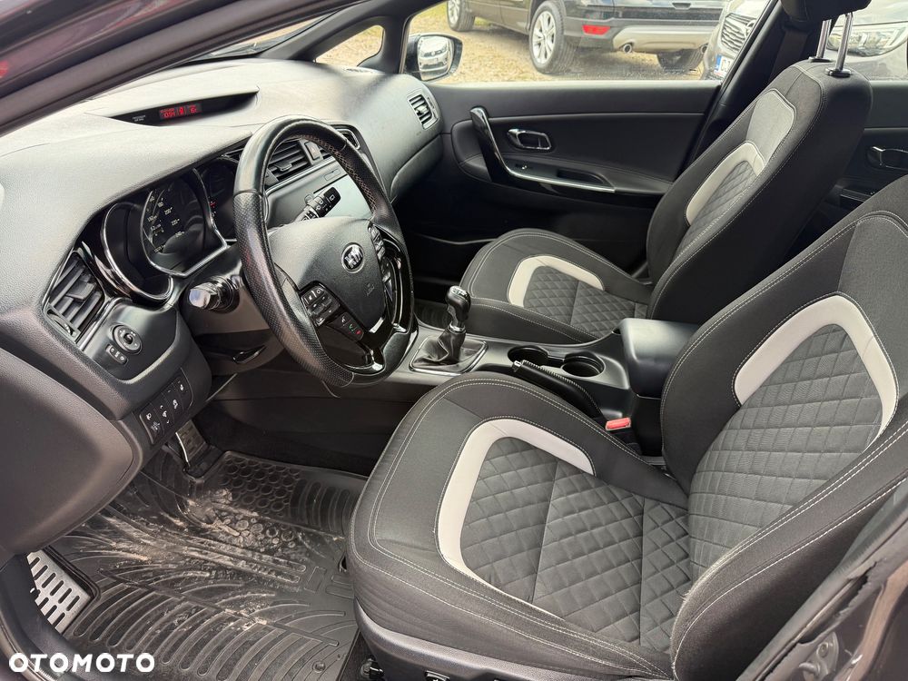 Kia Ceed 1.6 CRDi 136 ISG GT Line - 5