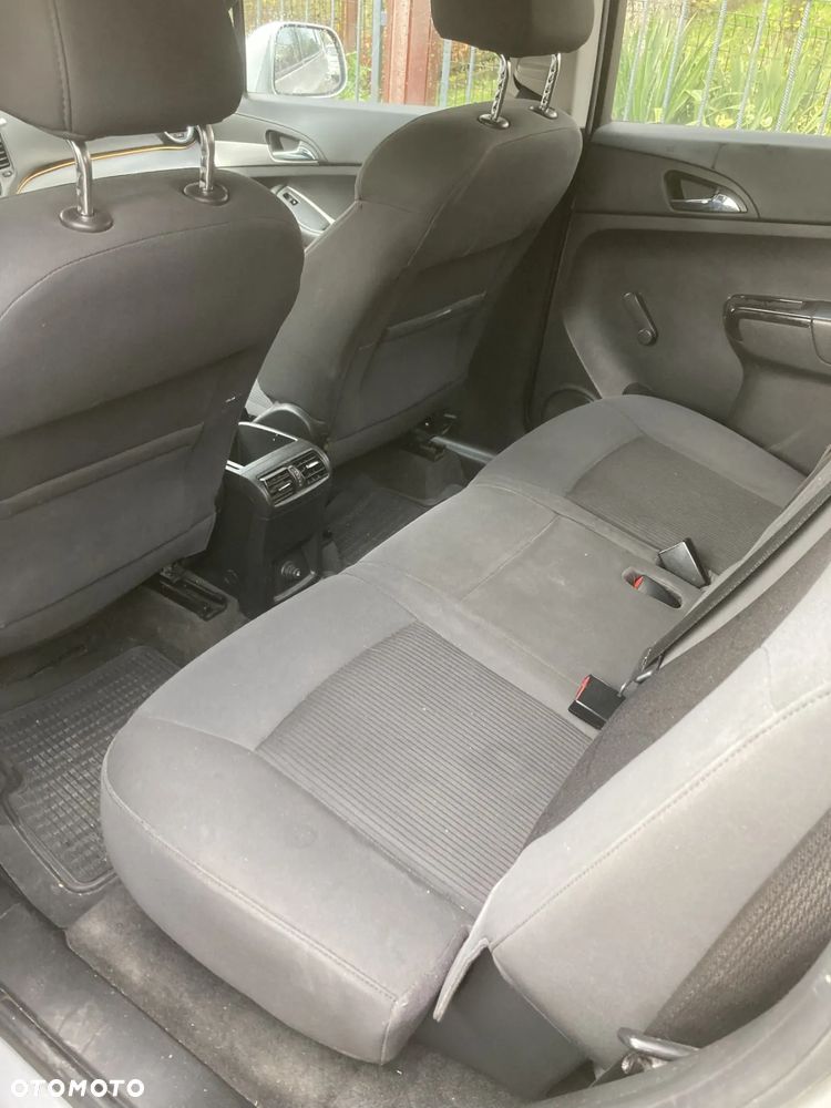 Chevrolet Orlando - 7