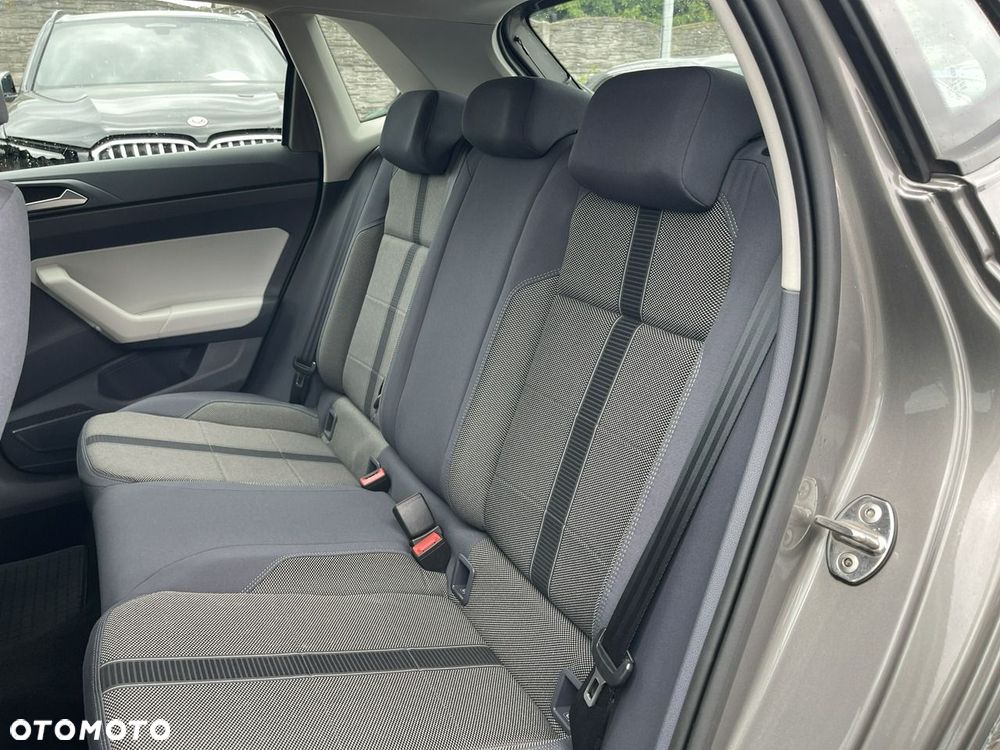 Volkswagen Polo - 11