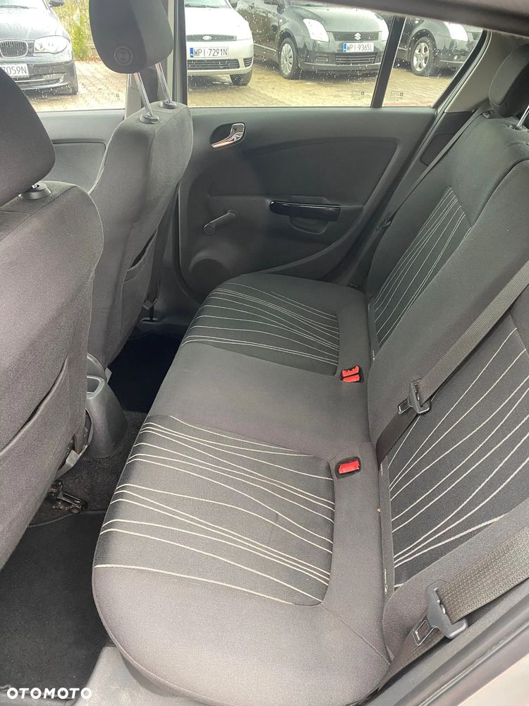 Opel Corsa 1.2 16V Enjoy - 9