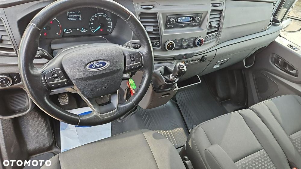 Ford Transit - 13