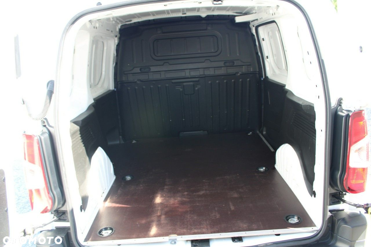 Toyota Proace City - 11
