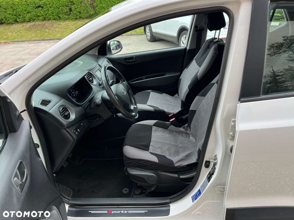 Hyundai i10 - 17