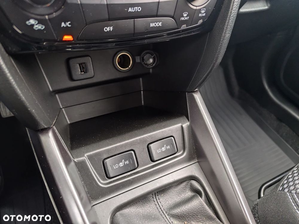 Suzuki Vitara 1.4 Boosterjet Premium 2WD - 17