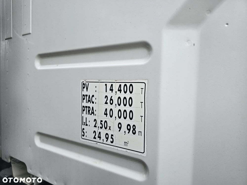 Volvo FH 440 6x2 - 7