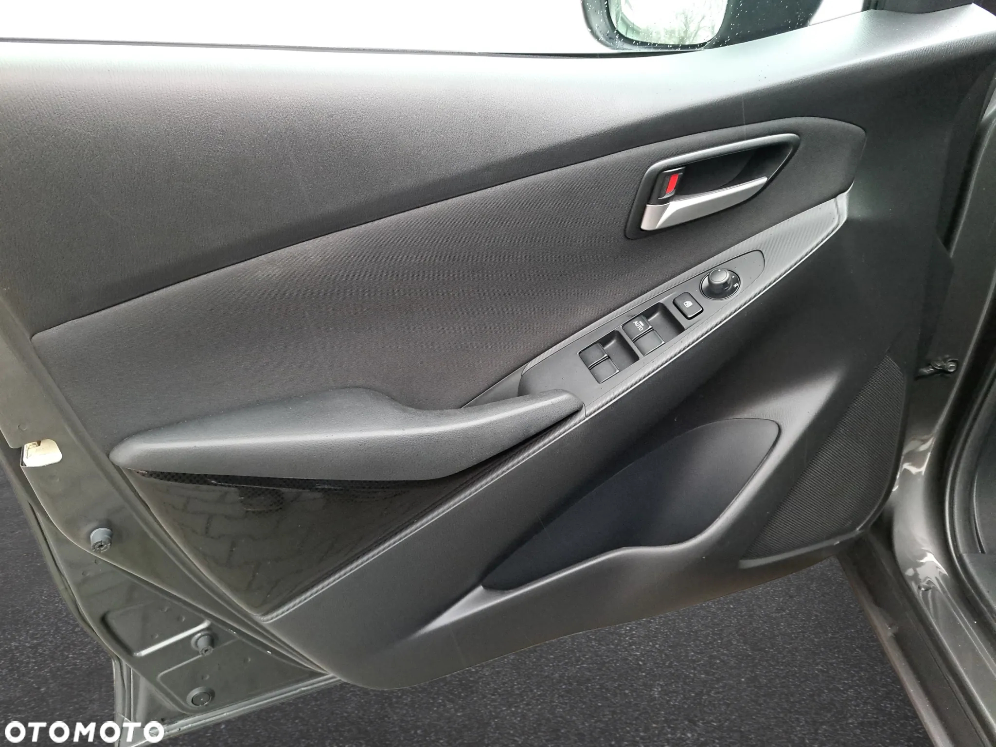 Mazda 2 1.5 Skyenergy - 14