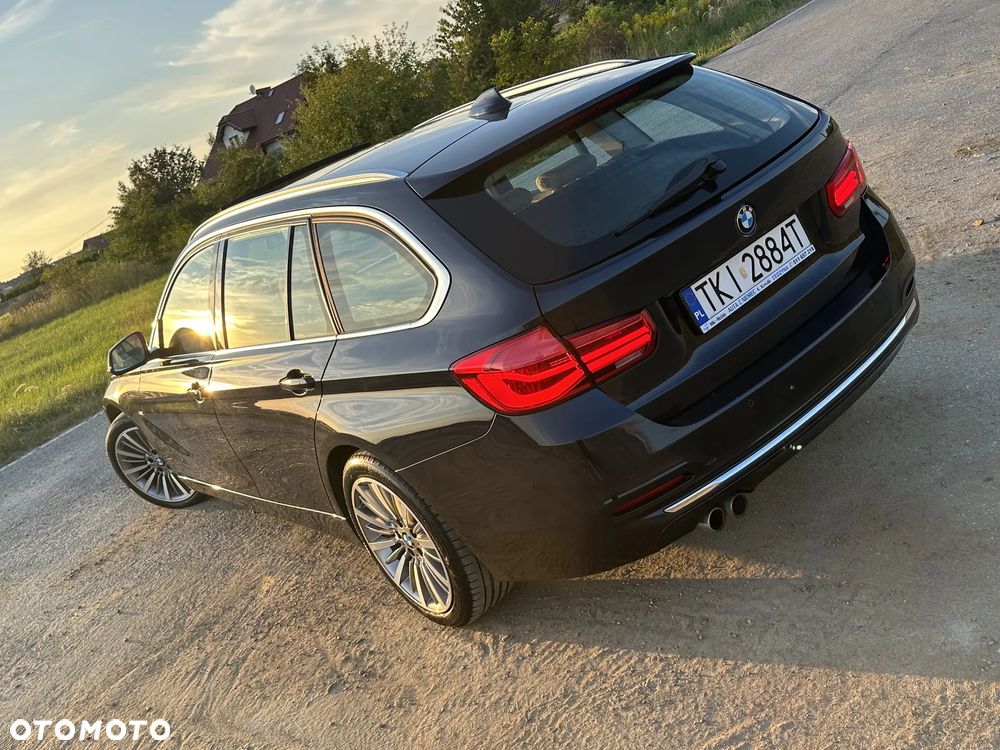 BMW Seria 3 325d Touring Luxury Line - 8