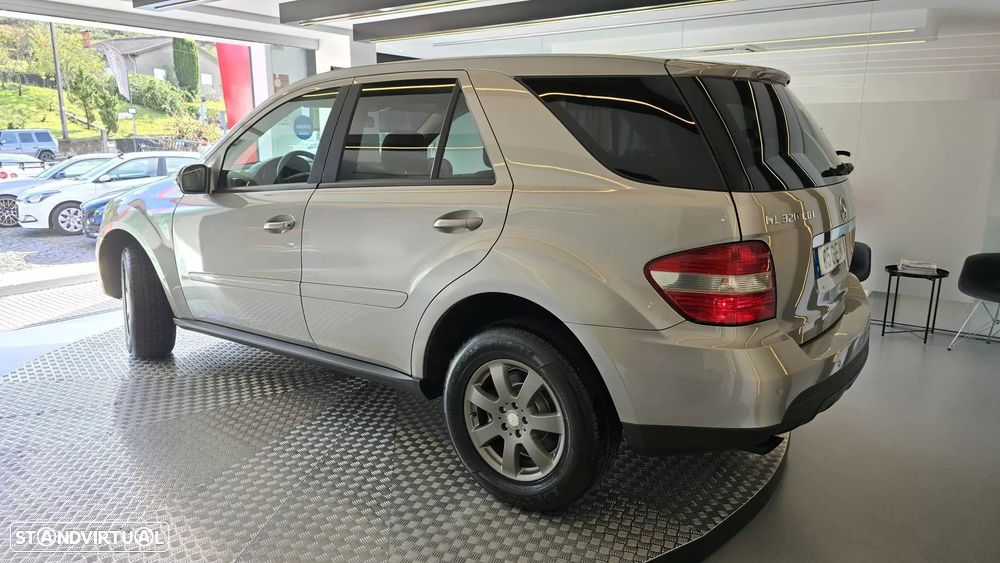 Mercedes-Benz ML 320 CDi - 16